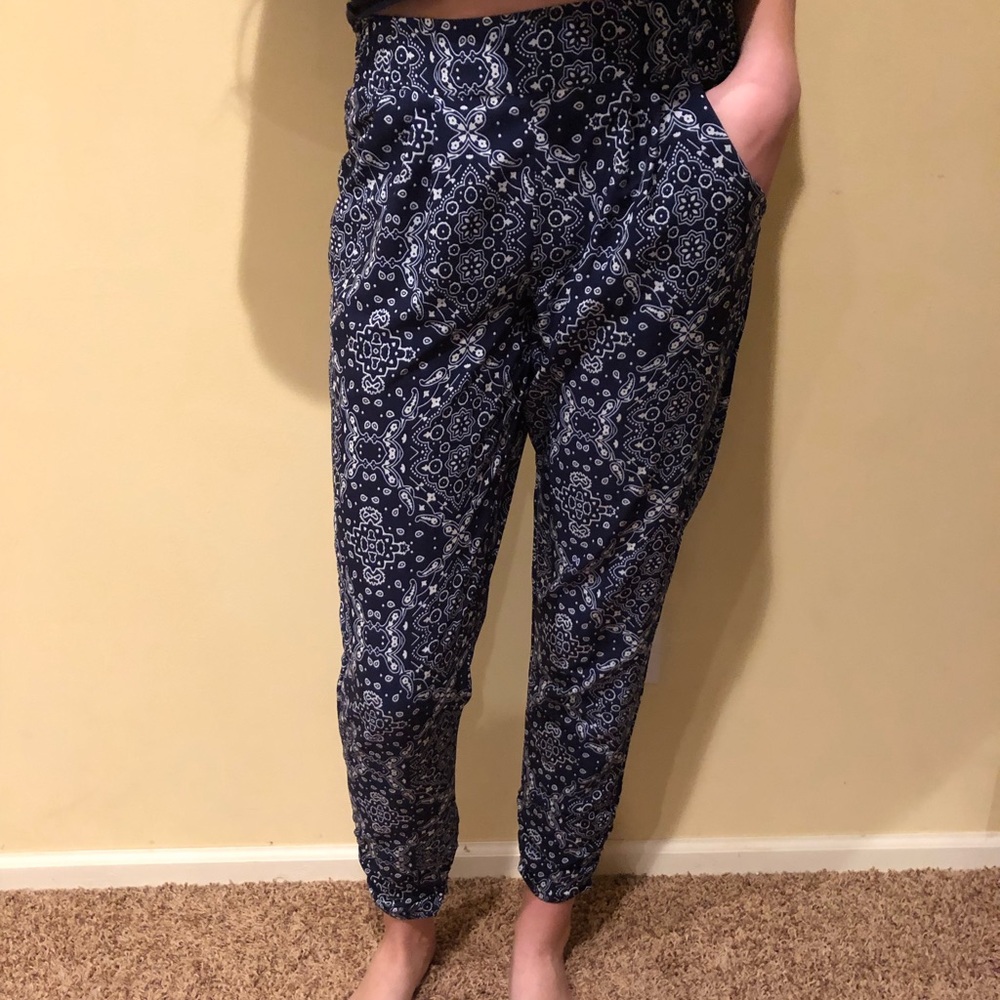Bohemian pattern pants